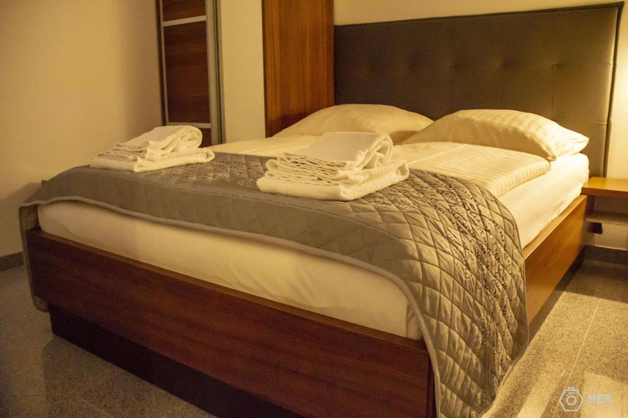 Bluestone Boarding Apartments Düsseldorf Eksteriør billede